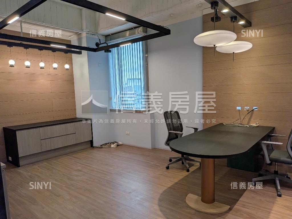 ＡＡ內科國際財星辦公房屋室內格局與周邊環境