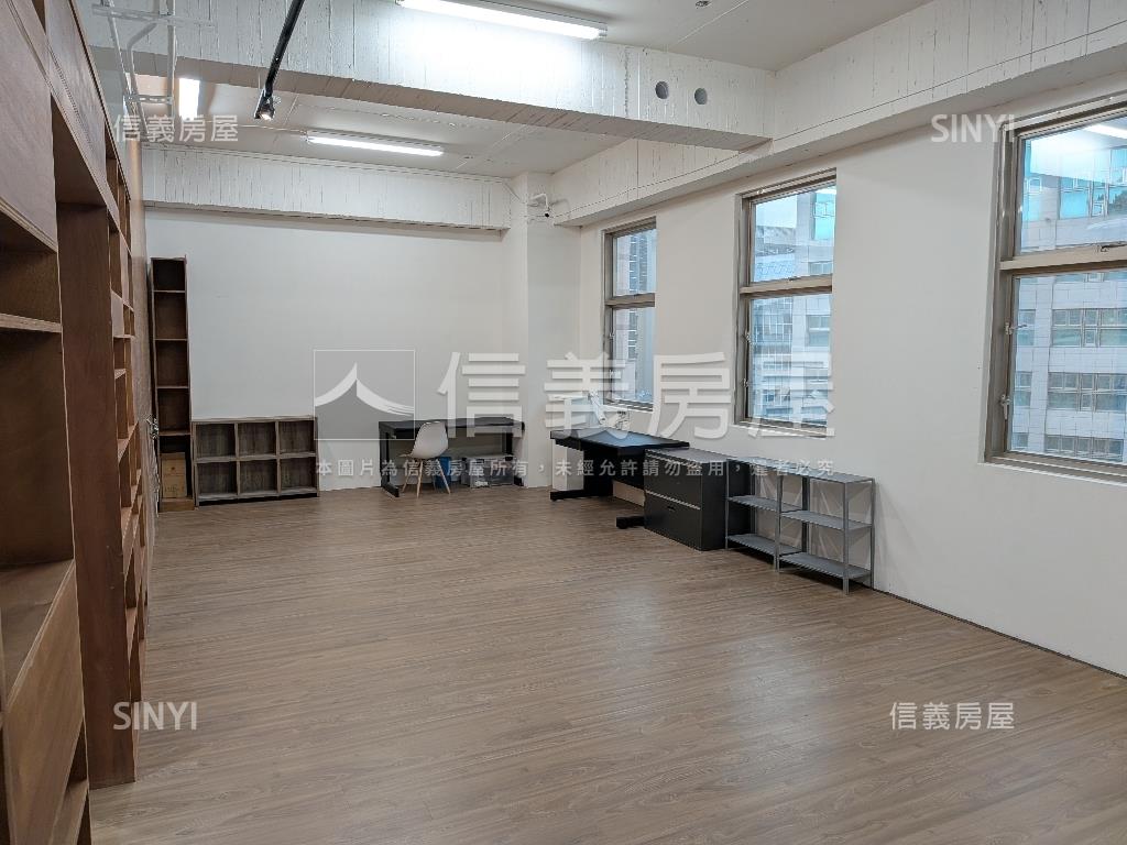 ＡＡ內科國際財星辦公房屋室內格局與周邊環境
