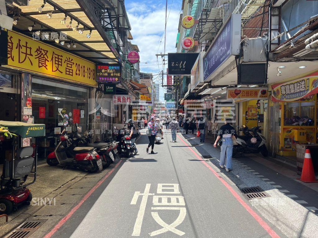 大坪林ＯＮＥ高樓兩房房屋室內格局與周邊環境