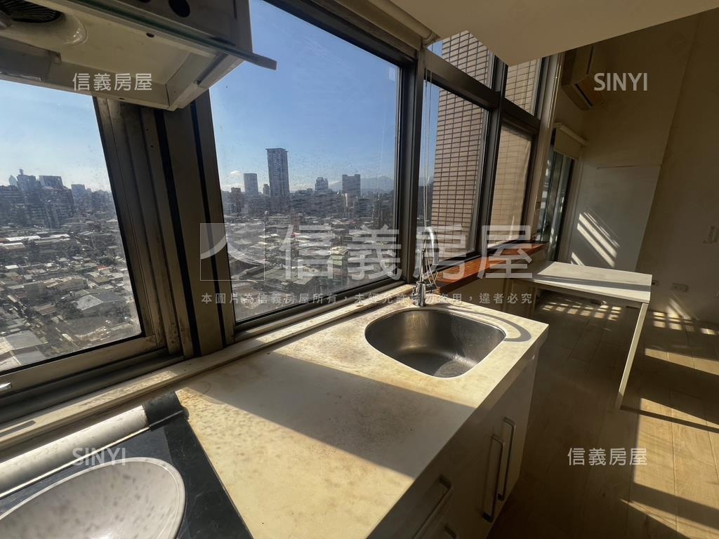 獨家信義星座後棟景觀房房屋室內格局與周邊環境