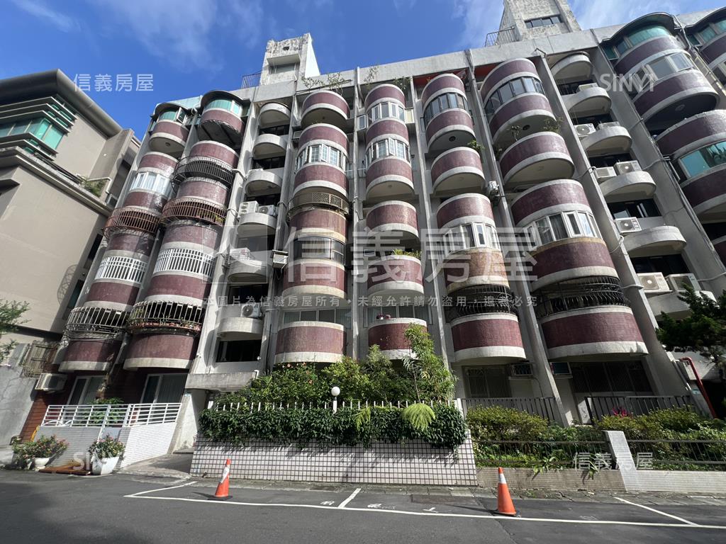 翠綠園電梯美裝大空間房屋室內格局與周邊環境