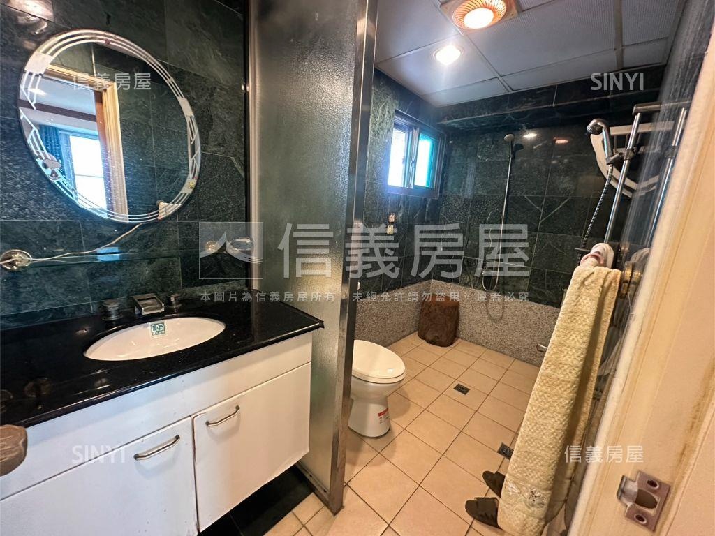 綠園道公園賞景觀四房車位房屋室內格局與周邊環境