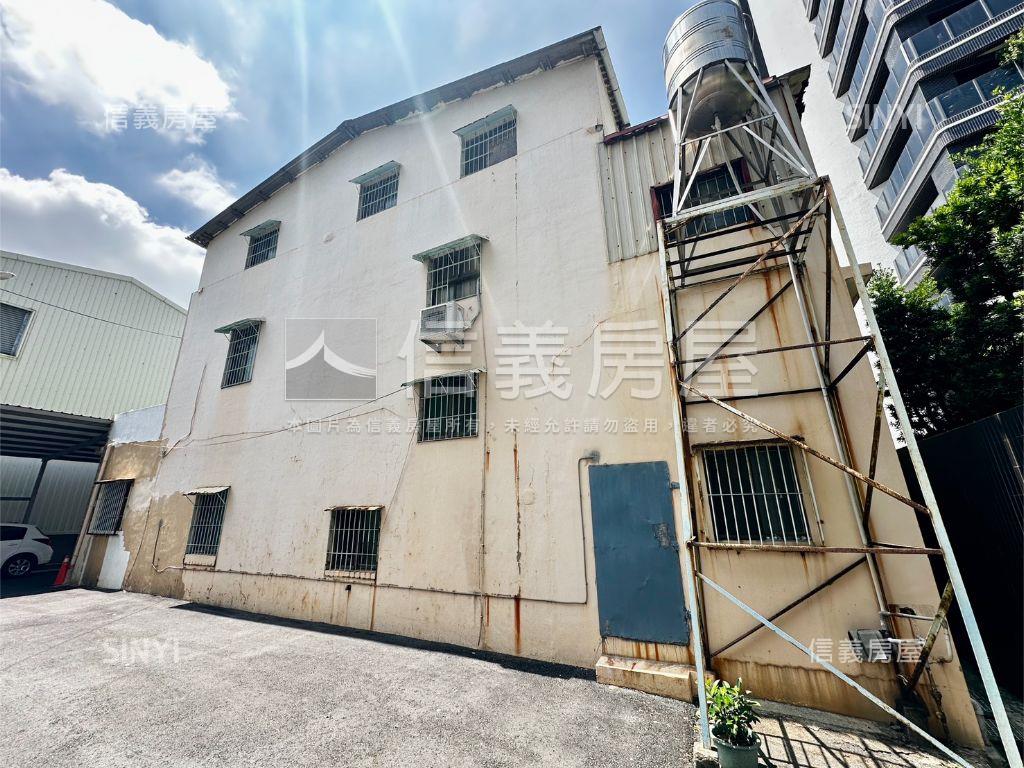 鳳山武營路透天房屋室內格局與周邊環境