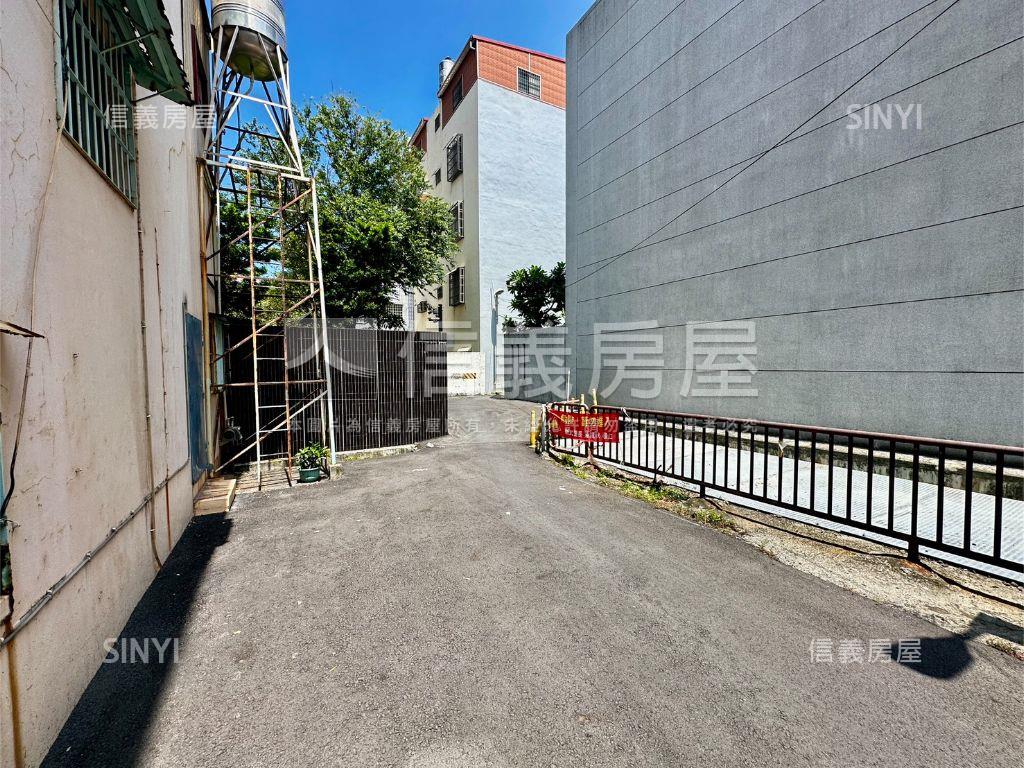 鳳山武營路透天房屋室內格局與周邊環境