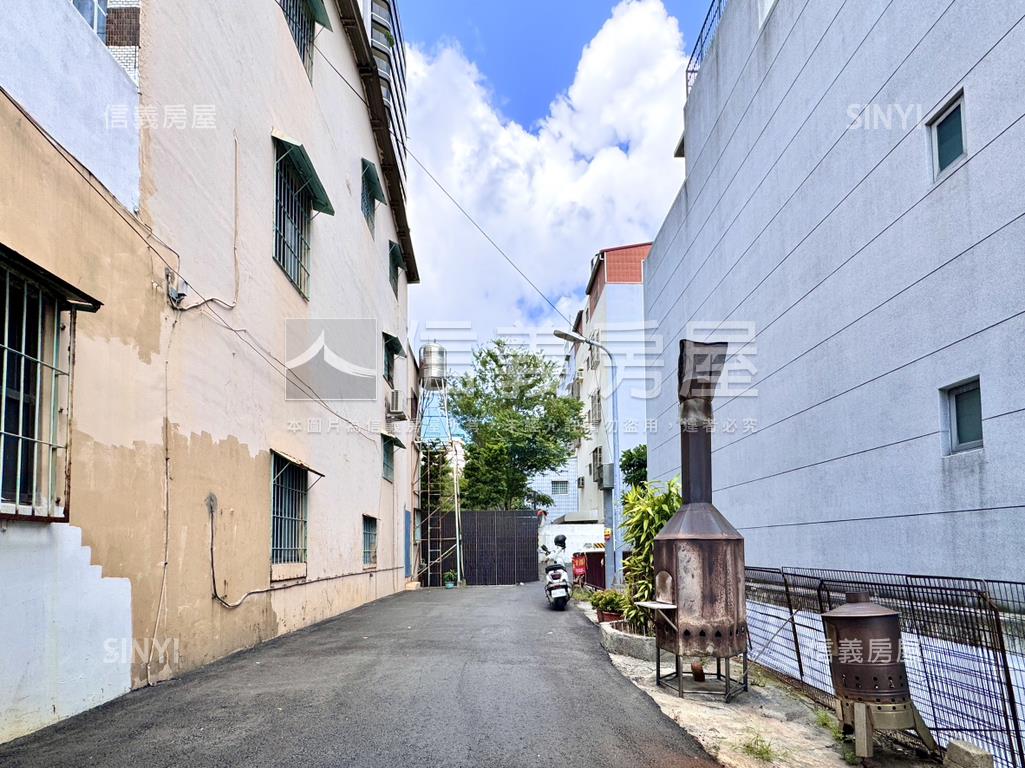 鳳山武營路透天房屋室內格局與周邊環境