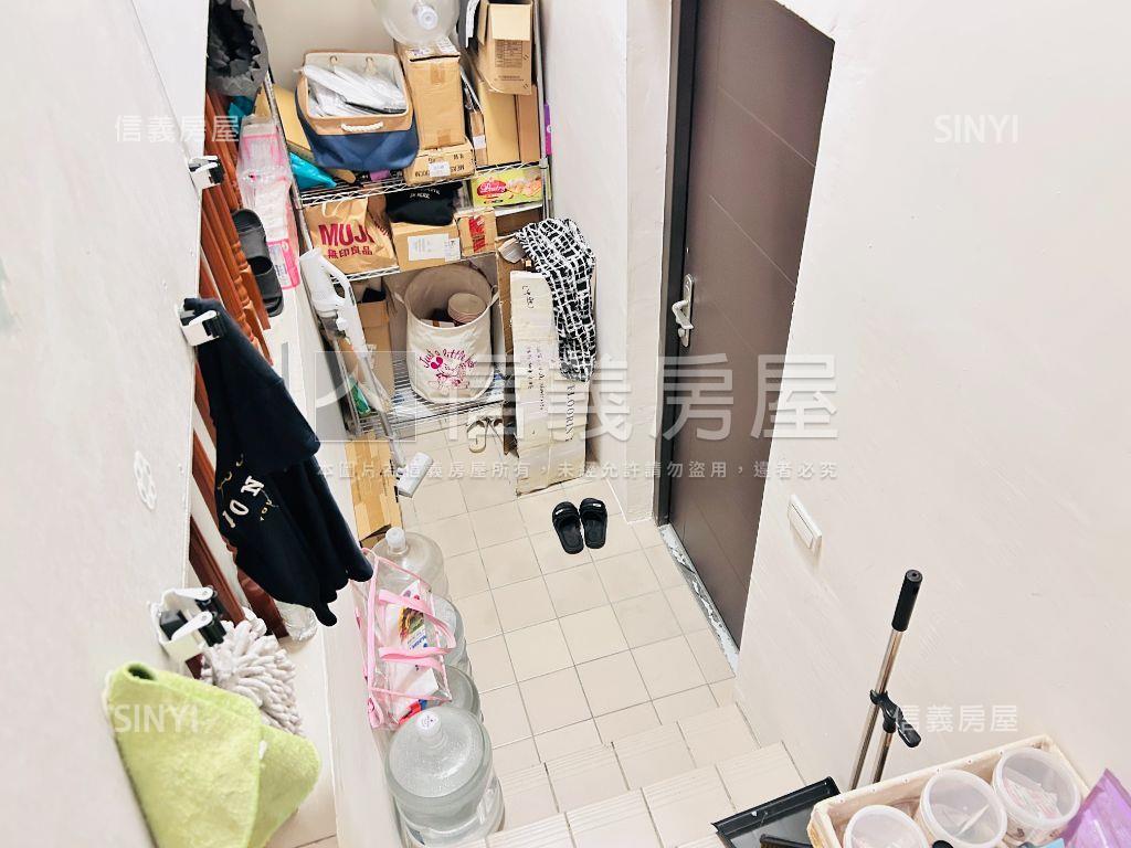 市區步行區吉市收租店面房屋室內格局與周邊環境