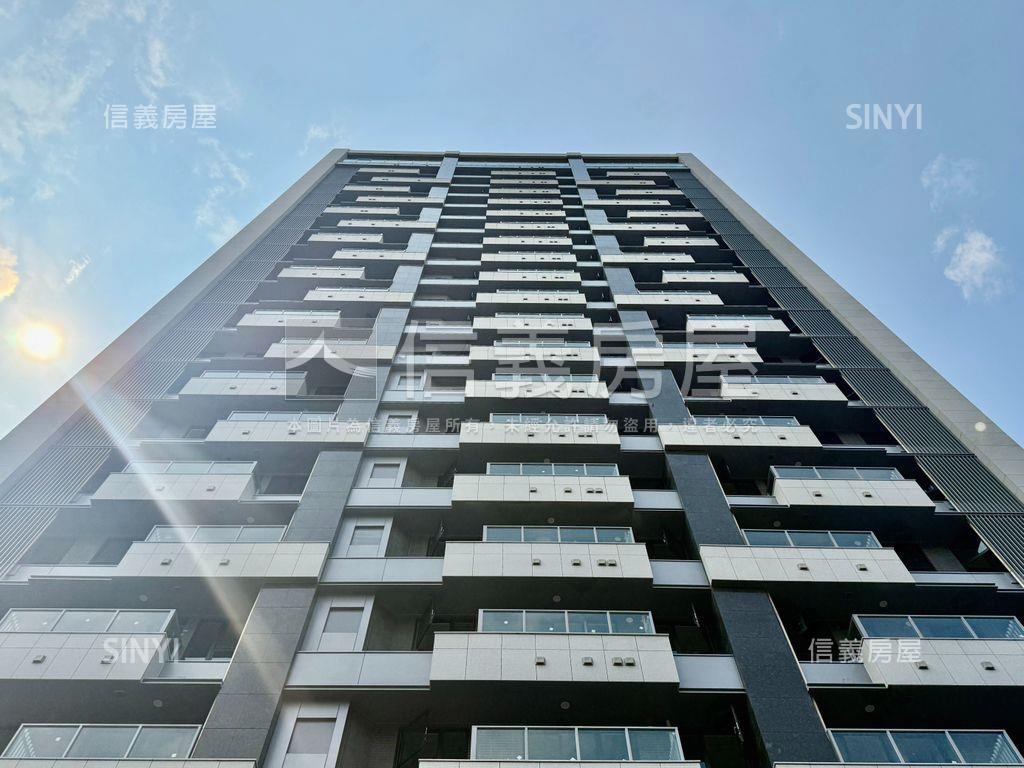 安家稀有２６坪正兩房坡平房屋室內格局與周邊環境