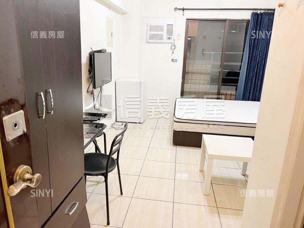 美術商圈低總價陽台套房房屋室內格局與周邊環境