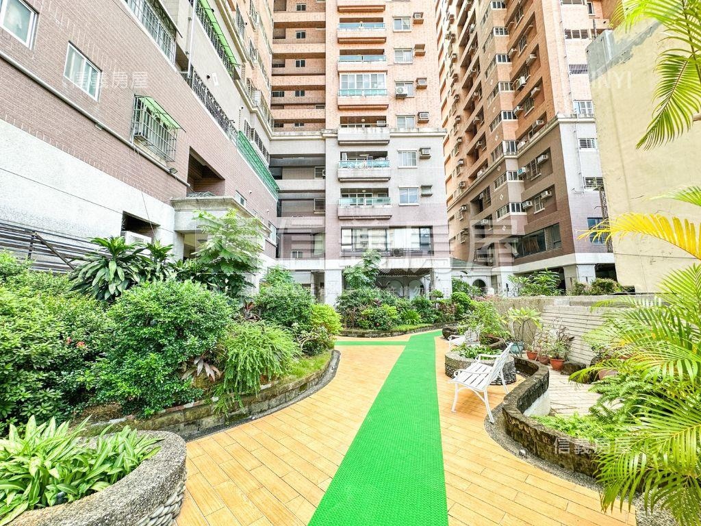 尊峰中高樓典雅３房房屋室內格局與周邊環境