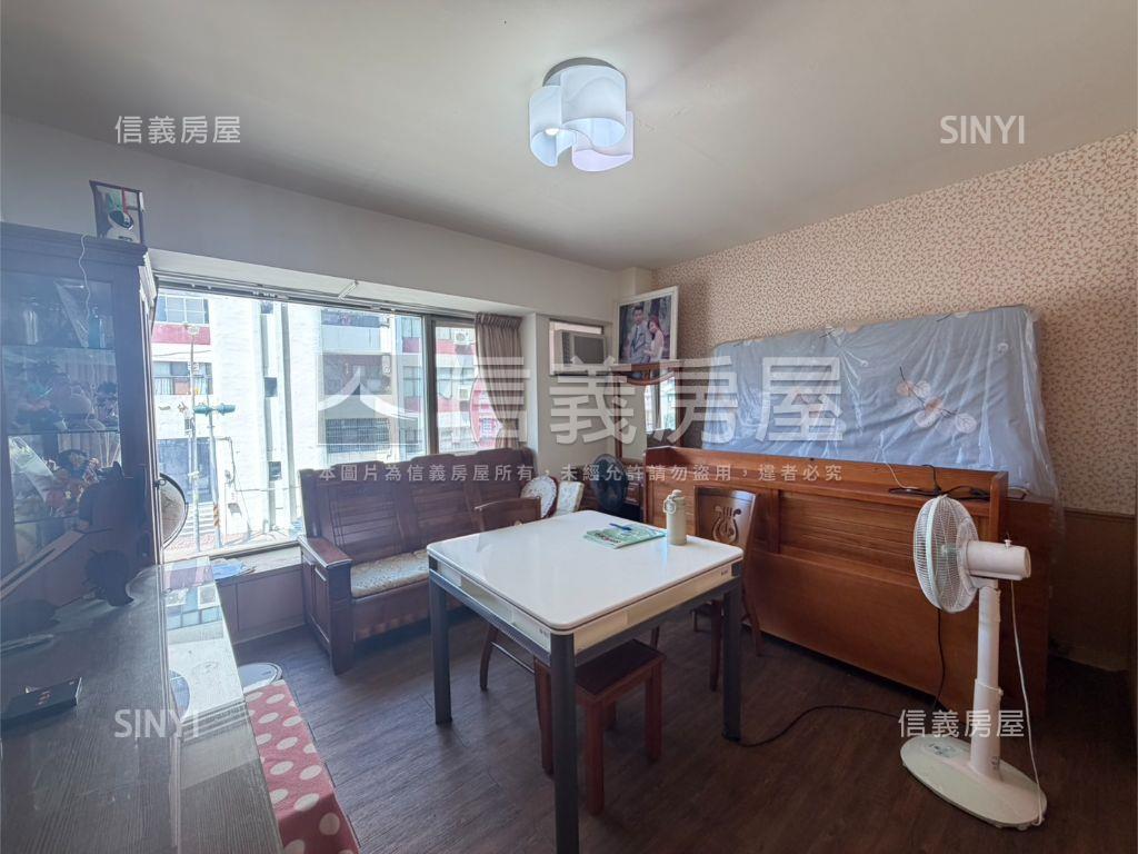 崇善路店住房屋室內格局與周邊環境