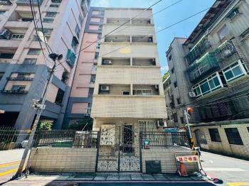 亞東收租聚寶盆