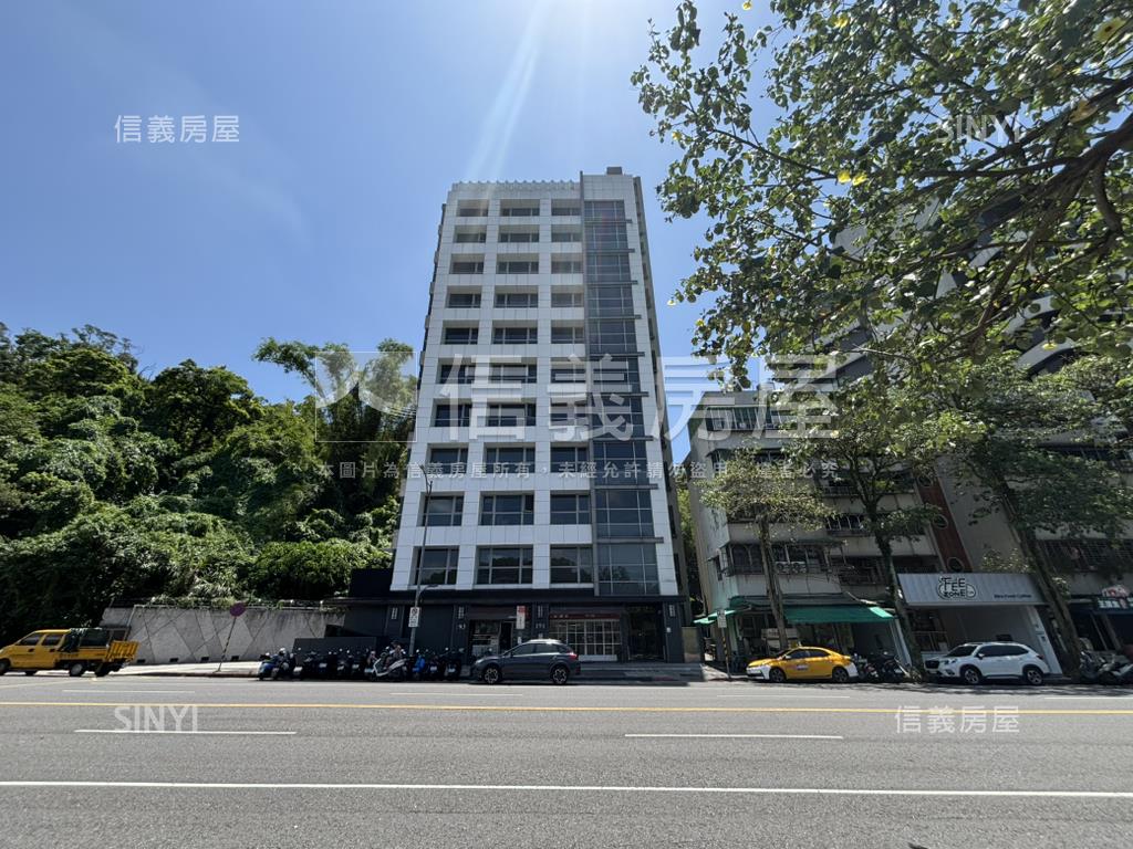 政大風光河景四房雙車位房屋室內格局與周邊環境