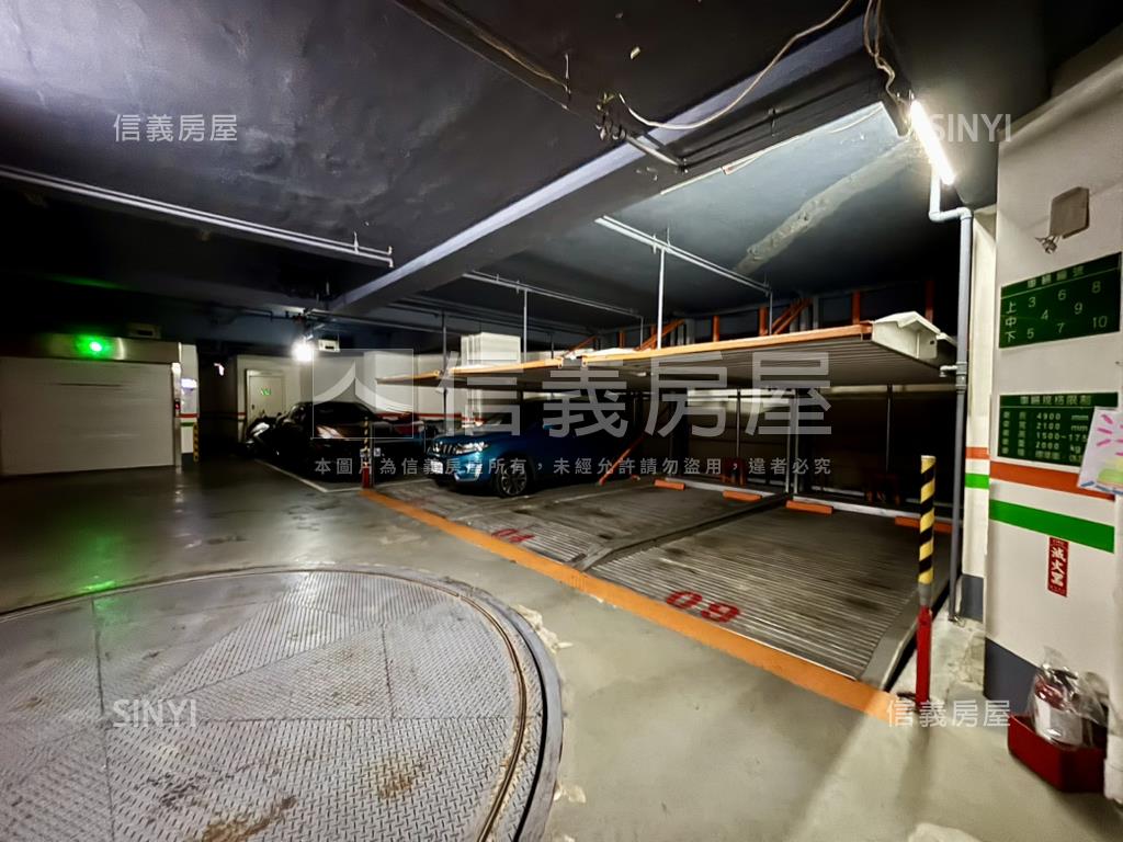 政大風光河景四房雙車位房屋室內格局與周邊環境