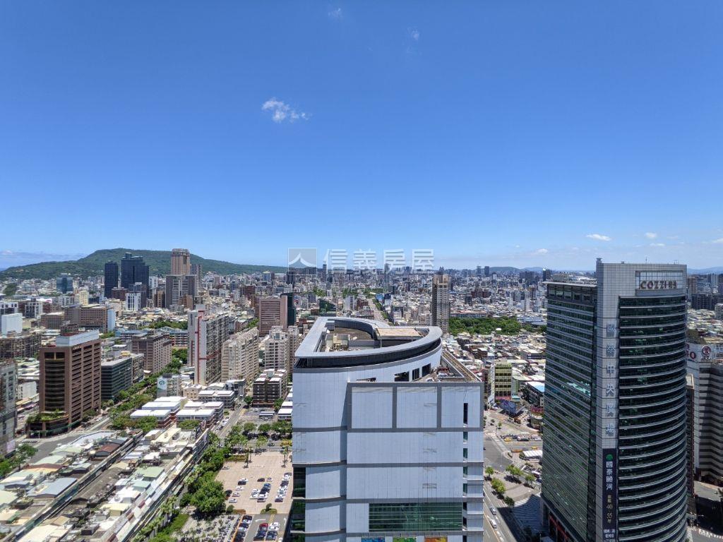 近捷運摩天景觀三房平車房屋室內格局與周邊環境