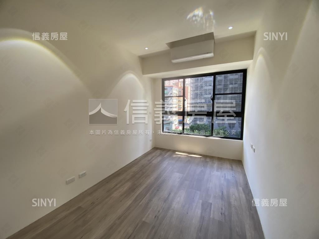 綠意盎然三房車位房屋室內格局與周邊環境