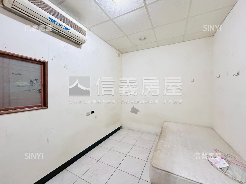新美國１樓近龍安商圈房屋室內格局與周邊環境