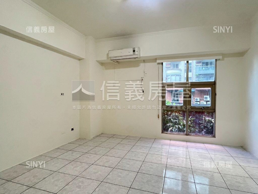 首都花園一樓房屋室內格局與周邊環境