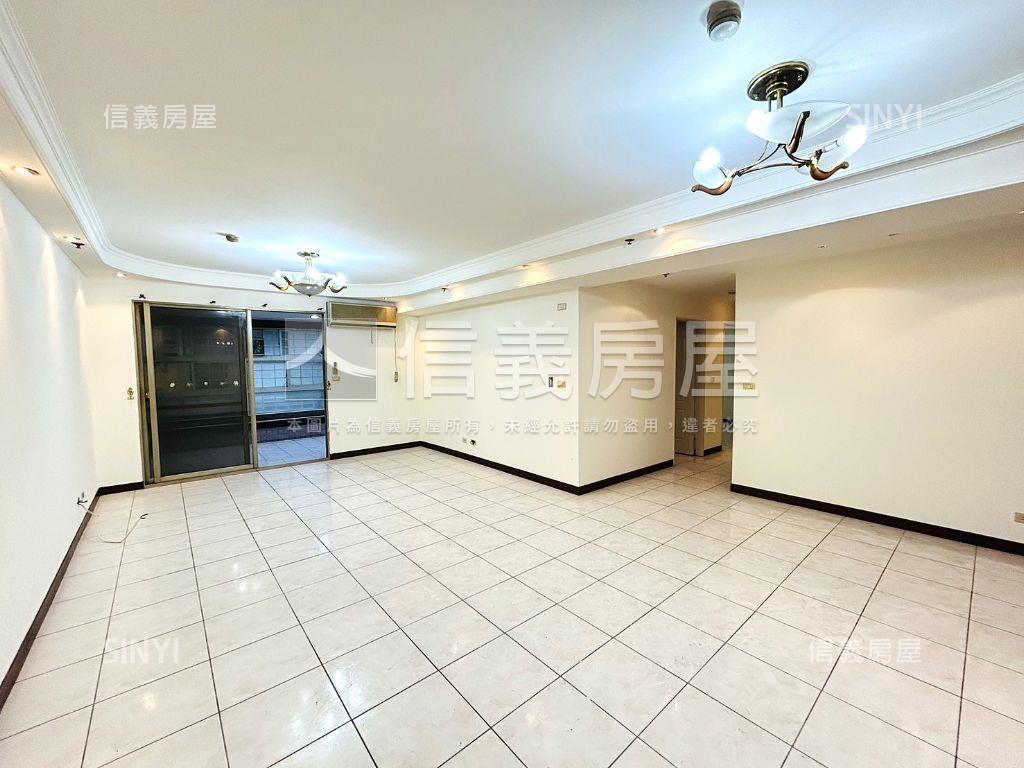 榮美大第-邊間電梯大四房房屋室內格局與周邊環境