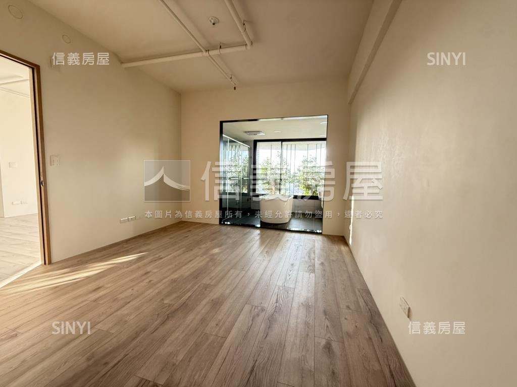 嵐ＣＡＳＡ極美４房雙車房屋室內格局與周邊環境