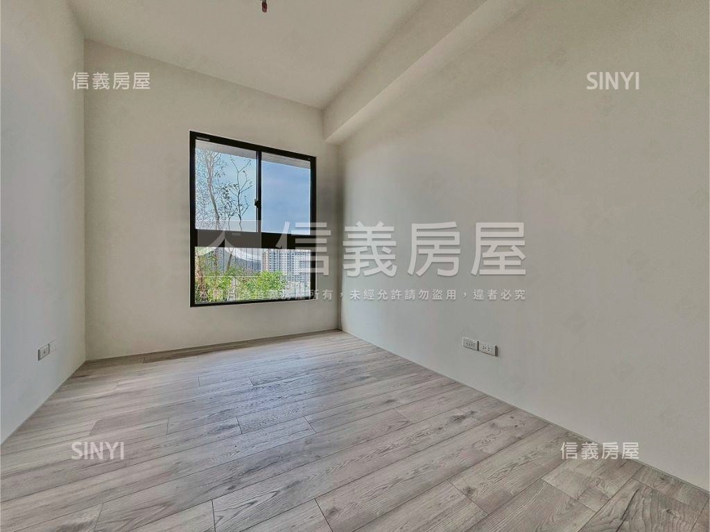 嵐ＣＡＳＡ極美４房雙車位房屋室內格局與周邊環境