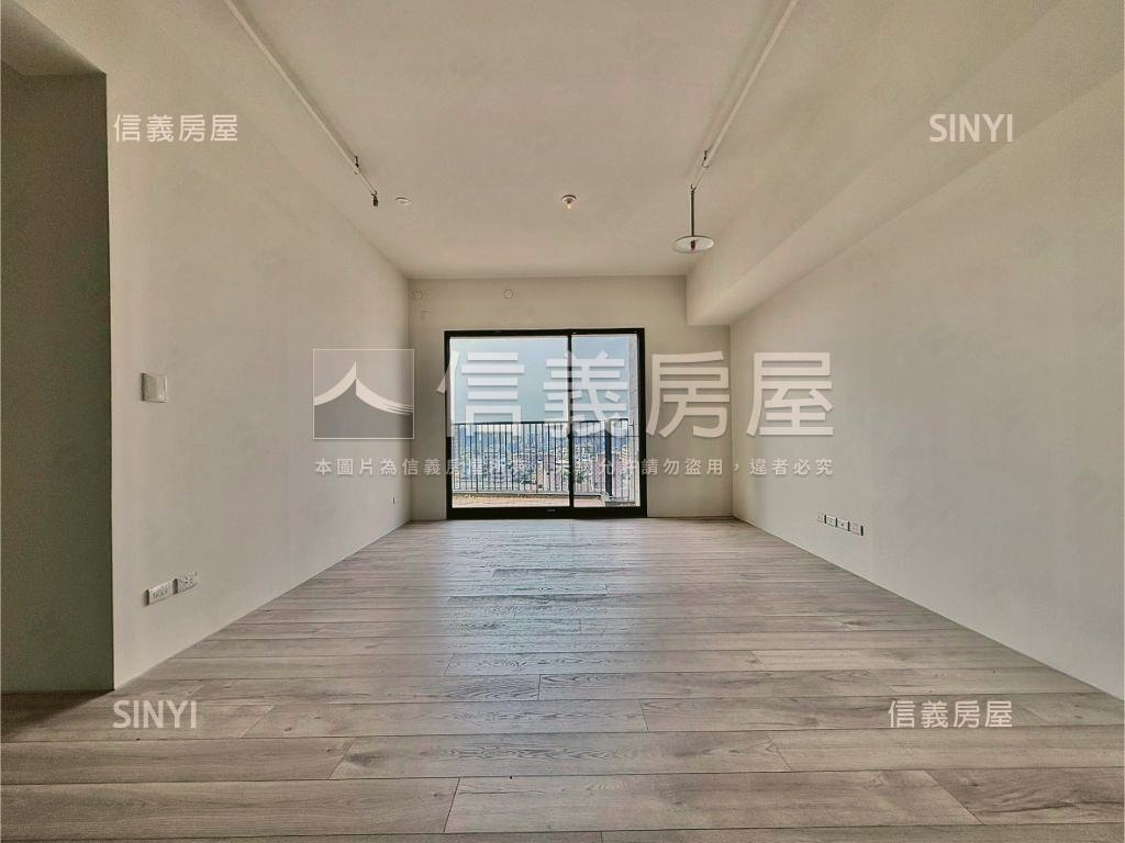 嵐ＣＡＳＡ極美４房雙車位房屋室內格局與周邊環境