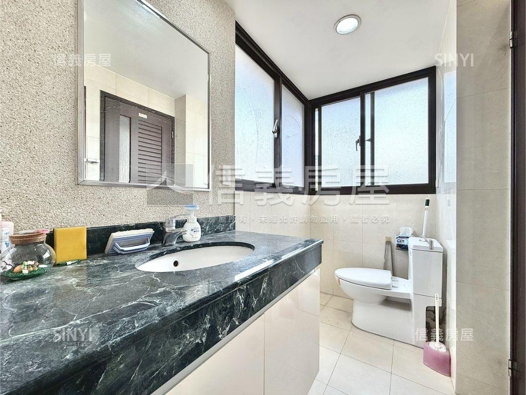 順天帝璟三房平車稀有釋出房屋室內格局與周邊環境