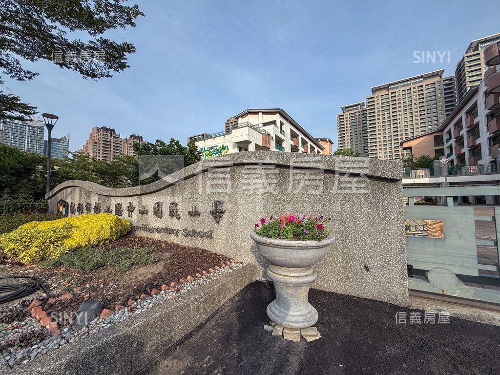 中華ＣＢＤ商辦房屋室內格局與周邊環境