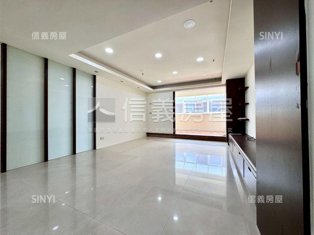 低總價三房附車位房屋室內格局與周邊環境