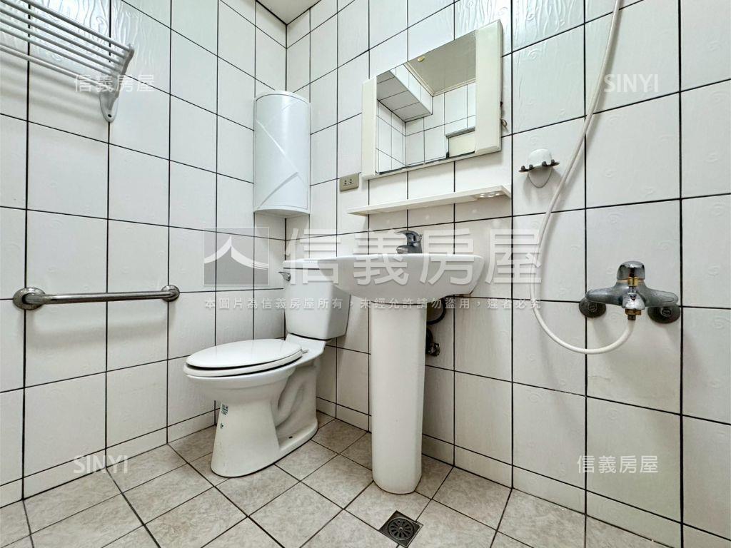 低總價三房附車位房屋室內格局與周邊環境