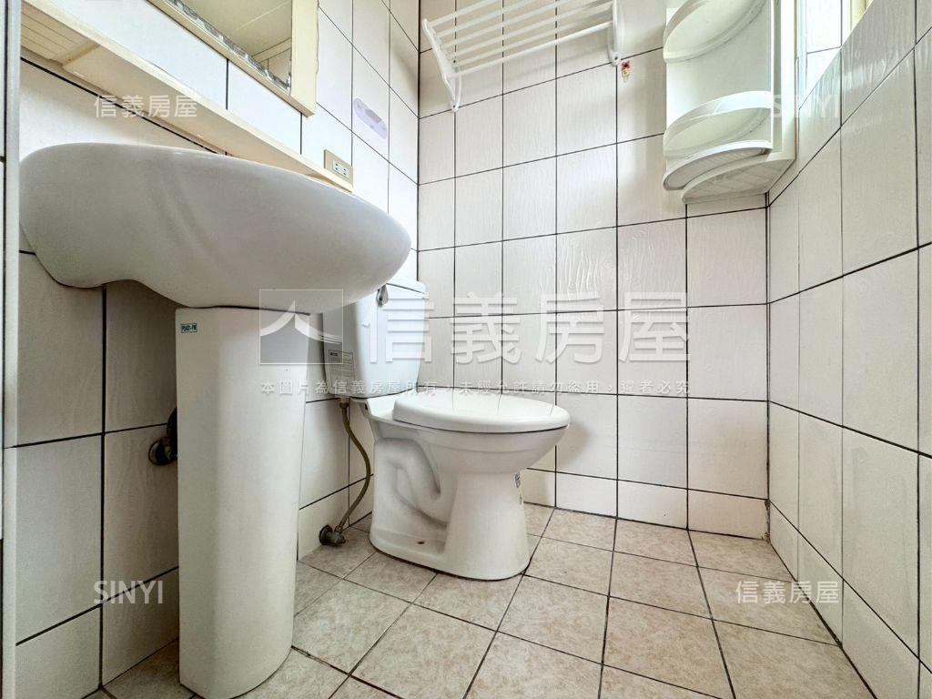 低總價三房附車位房屋室內格局與周邊環境