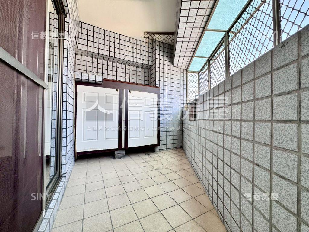 低總價三房附車位房屋室內格局與周邊環境