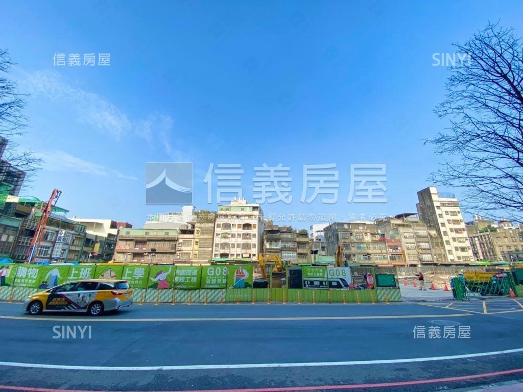 近未來Ｇ０８世中心房屋室內格局與周邊環境