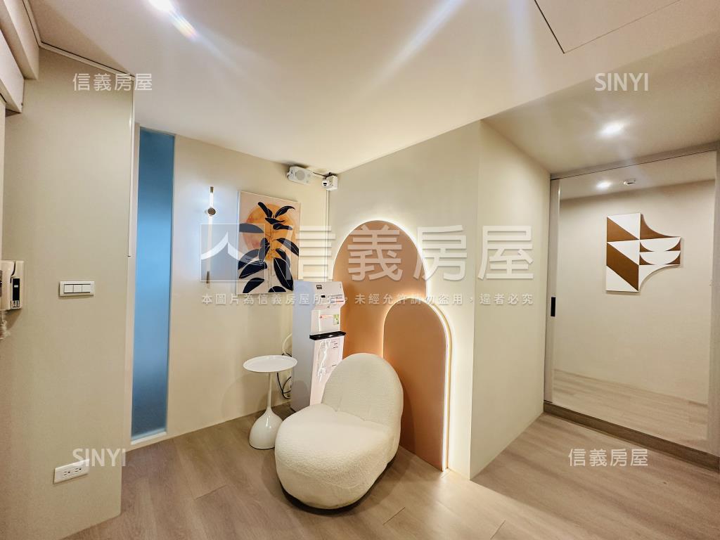 忠孝花園邊間２樓房屋室內格局與周邊環境