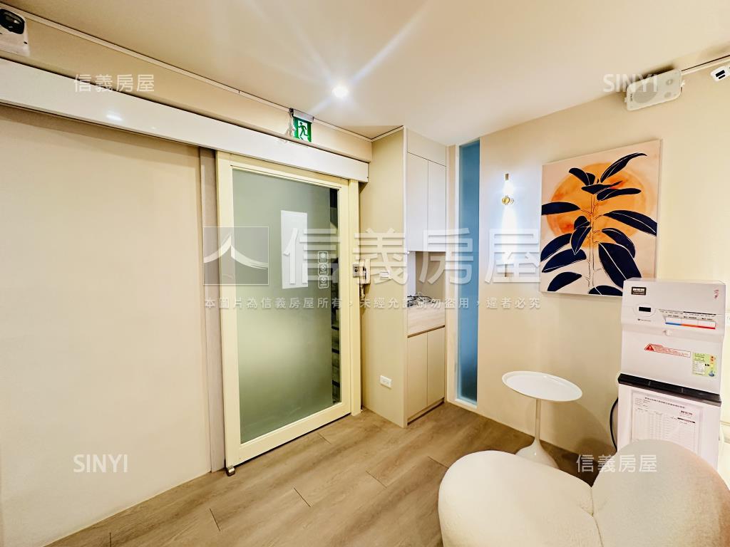 忠孝花園邊間２樓房屋室內格局與周邊環境