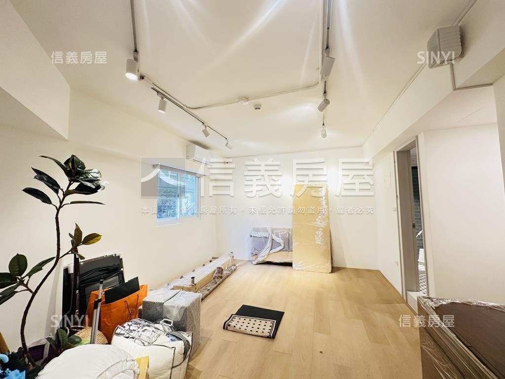 忠孝花園邊間２樓房屋室內格局與周邊環境