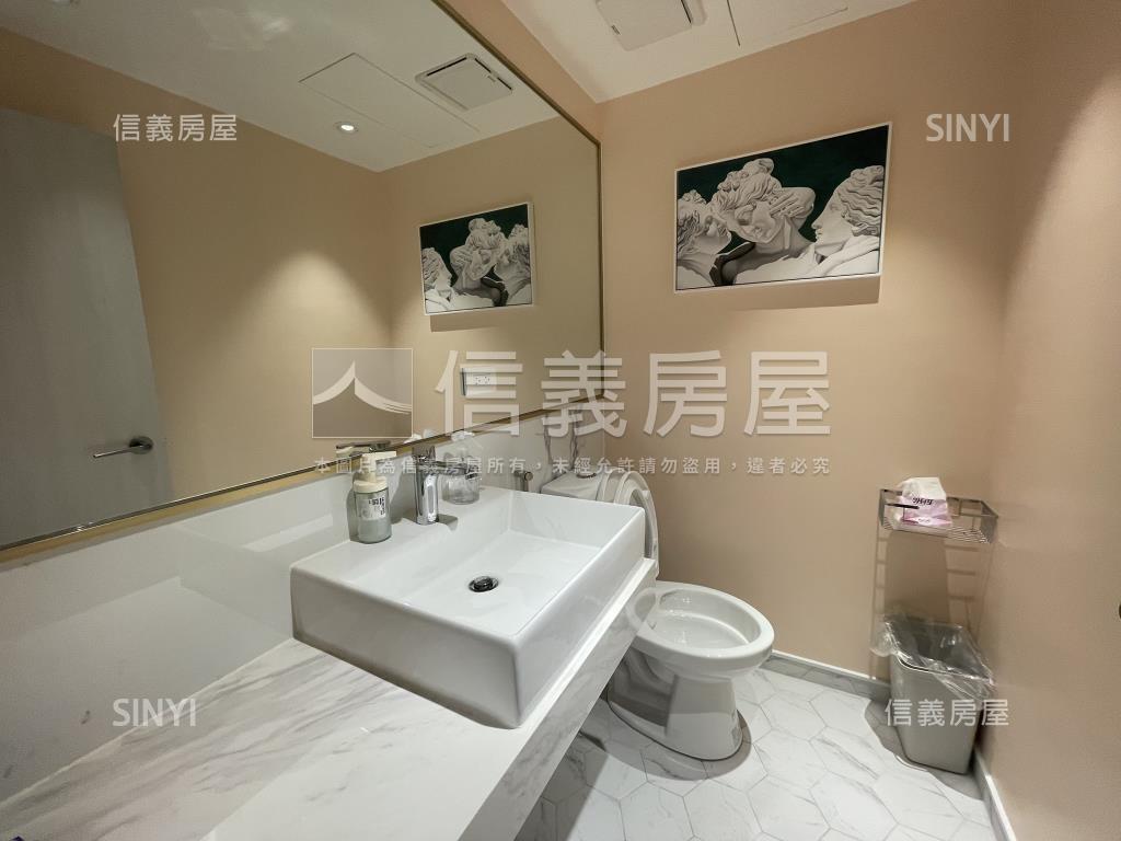 忠孝花園邊間２樓房屋室內格局與周邊環境