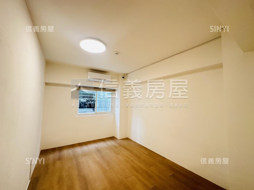 忠孝花園邊間２樓房屋室內格局與周邊環境