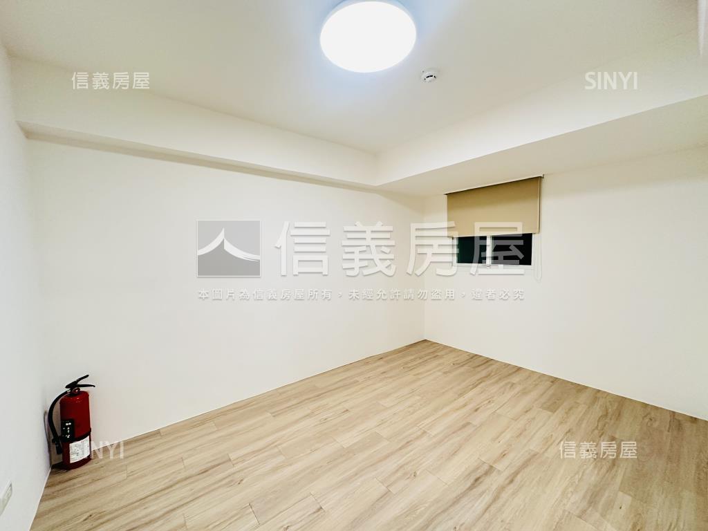 忠孝花園邊間２樓房屋室內格局與周邊環境