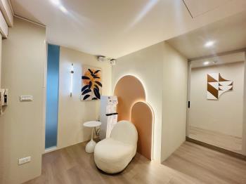 忠孝花園邊間２樓