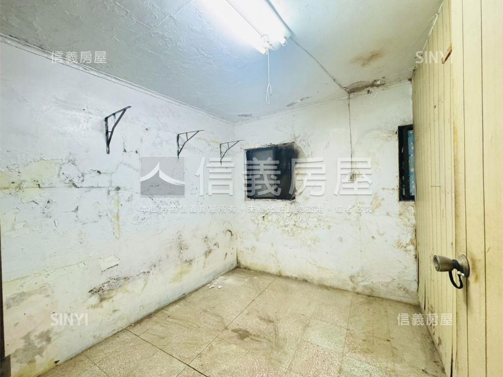 區中心低總價好入手小鋼砲房屋室內格局與周邊環境
