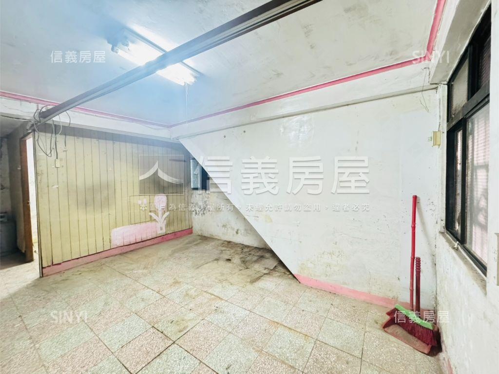 區中心低總價好入手小鋼砲房屋室內格局與周邊環境
