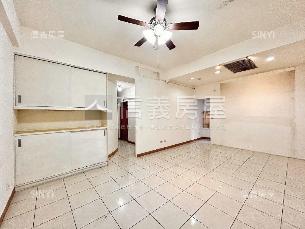 麗源珍品四房車位房屋室內格局與周邊環境