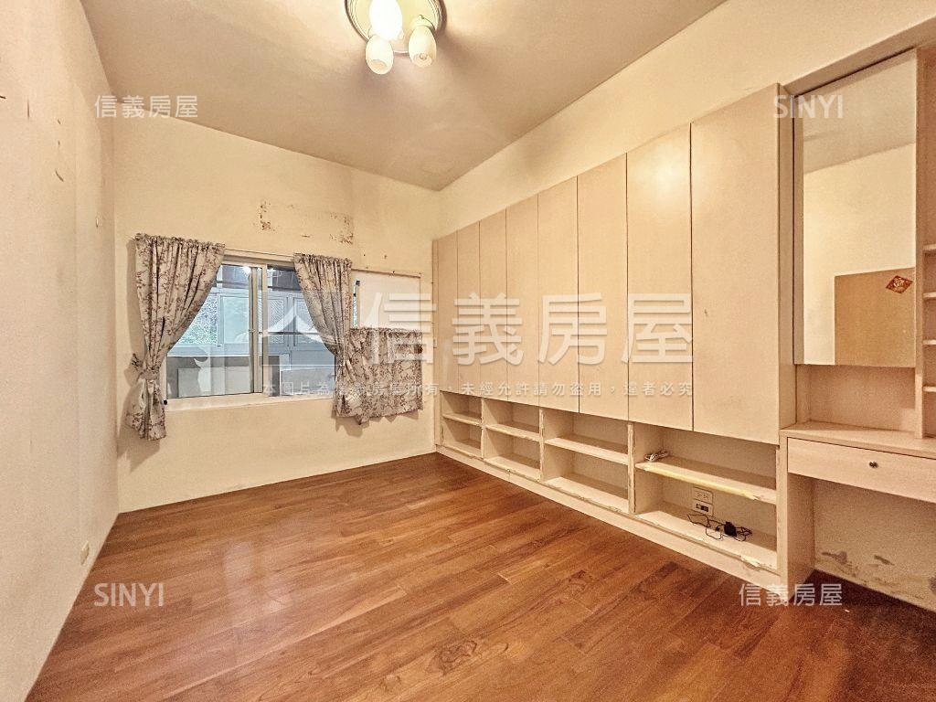 麗源珍品四房車位房屋室內格局與周邊環境