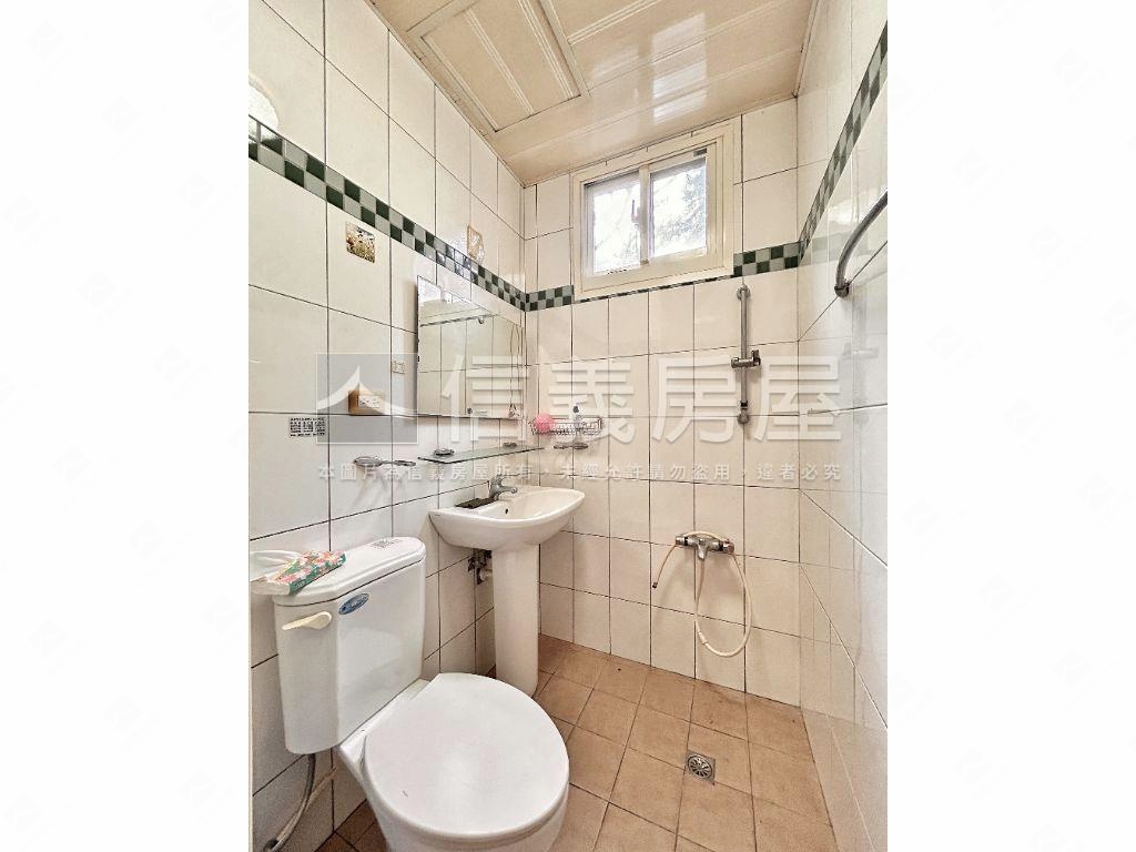 麗源珍品四房車位房屋室內格局與周邊環境