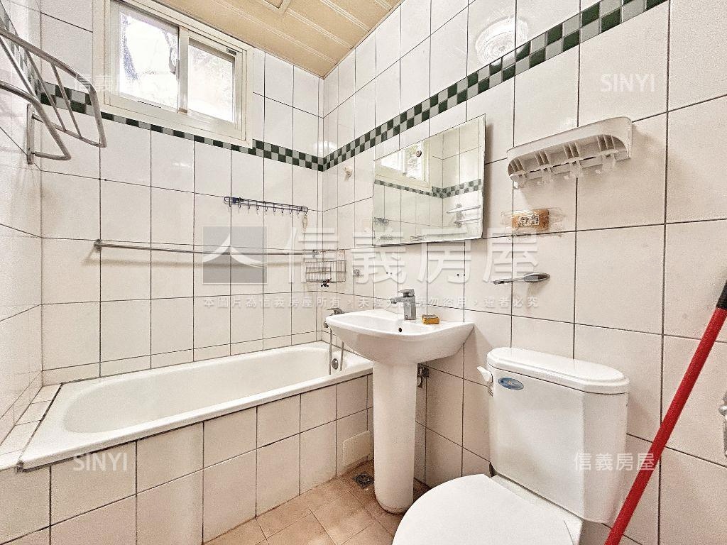 麗源珍品四房車位房屋室內格局與周邊環境