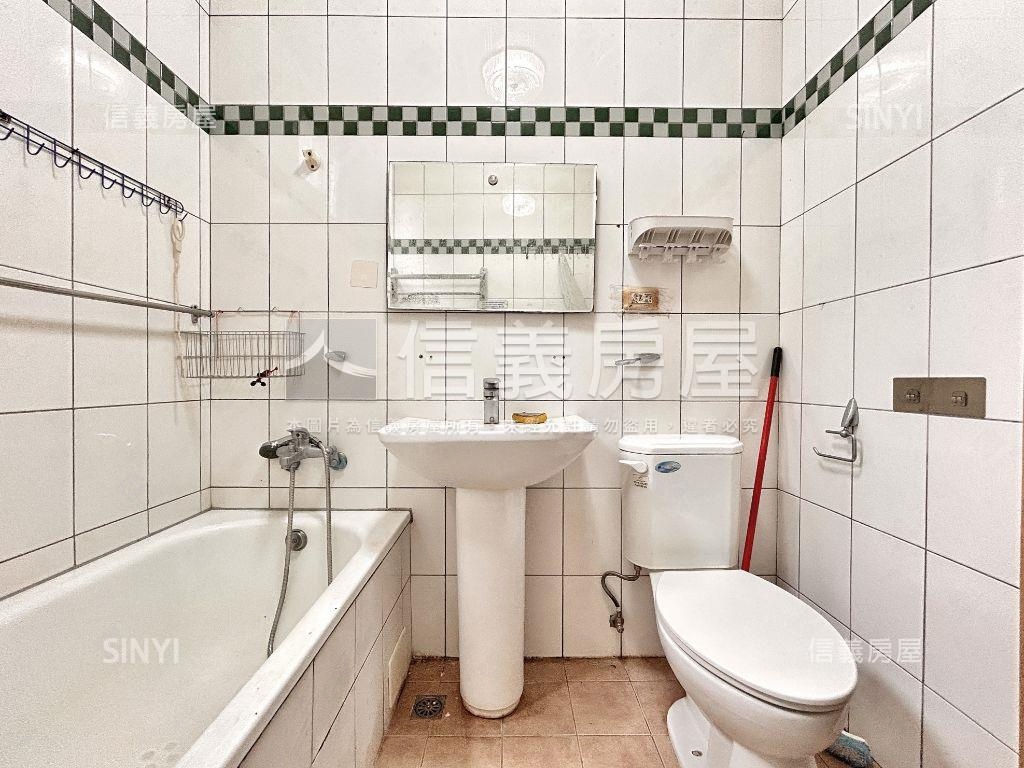 麗源珍品四房車位房屋室內格局與周邊環境