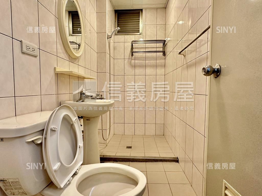 台中教育大學旁收租透天房屋室內格局與周邊環境