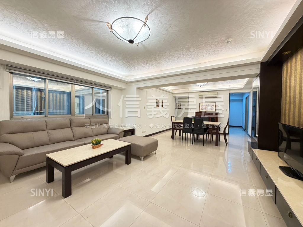 信義安和鴻福大廈３＋１房房屋室內格局與周邊環境