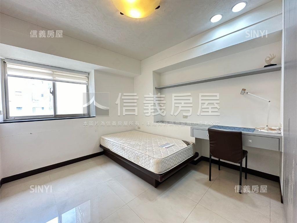 信義安和鴻福大廈３＋１房房屋室內格局與周邊環境