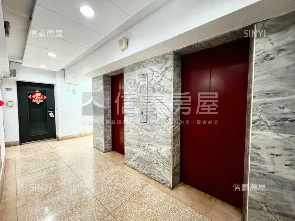 信義安和鴻福大廈３＋１房房屋室內格局與周邊環境